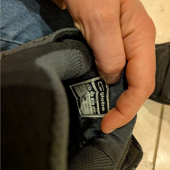 Globe Men's Black Sneakers - Picture 3 of 3